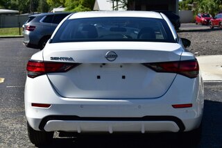 2025 Nissan Sentra S CVT — photo 4