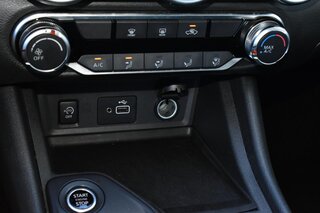 2025 Nissan Sentra S CVT — photo 16