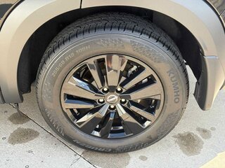 2026 Nissan Pathfinder SV — photo 9