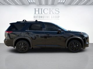 2026 Nissan Pathfinder SV — photo 4