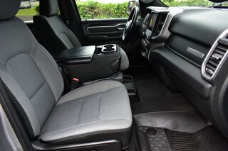 2022 Ram 1500 Big Horn 4x4 Crew Cab 5'7" Box — photo 12
