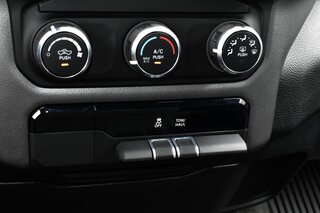 2022 Ram 1500 Big Horn 4x4 Crew Cab 5'7" Box — photo 16