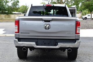 2022 Ram 1500 Big Horn 4x4 Crew Cab 5'7" Box — photo 4