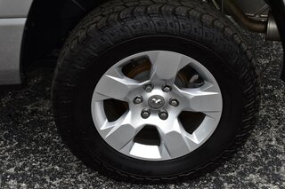 2022 Ram 1500 Big Horn 4x4 Crew Cab 5'7" Box — photo 8