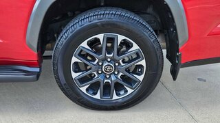 2024 Toyota Sequoia Limited — photo 9