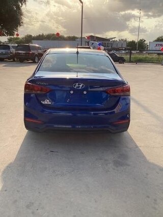 2019 Hyundai Accent SE — photo 3