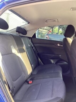 2019 Hyundai Accent SE — photo 14