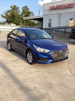 2019 Hyundai Accent SE — photo 5