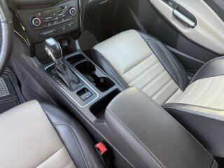 2019 Ford Escape SEL FWD — photo 14