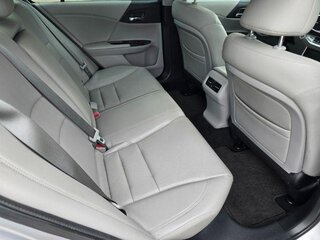 2014 Honda Accord EX-L V-6 — photo 8