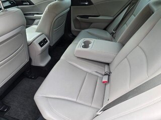 2014 Honda Accord EX-L V-6 — photo 9