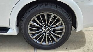 2023 Infiniti QX80 PREMIUM SELECT — photo 9