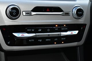 2023 Ford Explorer XLT RWD — photo 20