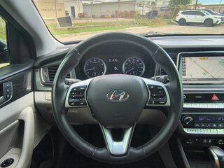 2019 Hyundai Sonata Limited — photo 15