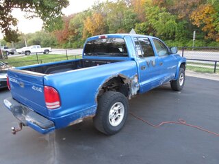 2000 Dodge Dakota Quad Cab 131" WB 4WD Sport — photo 6