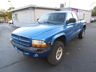 2000 Dodge Dakota Quad Cab 131" WB 4WD Sport — photo 2