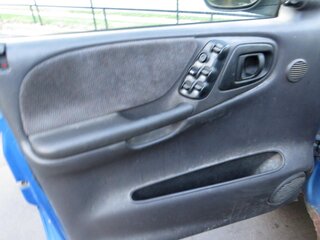2000 Dodge Dakota Quad Cab 131" WB 4WD Sport — photo 10