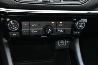 2026 Jeep Compass Latitude Altitude 4x4 — photo 17