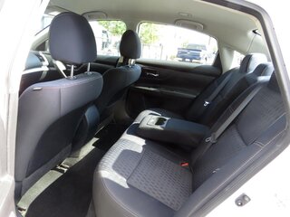 2017 Nissan Altima 2.5 S Sedan — photo 13