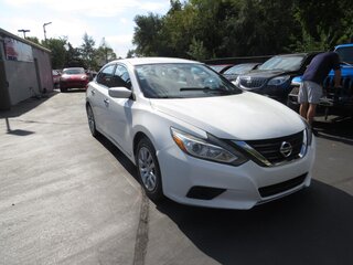 2017 Nissan Altima 2.5 S Sedan — photo 5