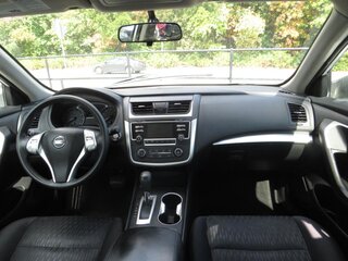 2017 Nissan Altima 2.5 S Sedan — photo 16