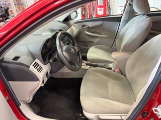 2012 Toyota Corolla 4dr Sdn Man L (Natl) — photo 11