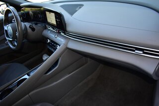 2025 Hyundai Elantra SEL Convenience IVT — photo 12