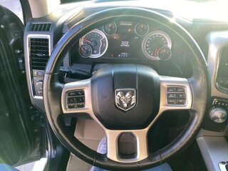 2014 Ram 1500 Laramie — photo 9