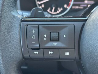2023 Nissan Rogue SV — photo 20