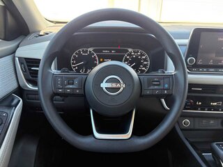 2023 Nissan Rogue SV — photo 22
