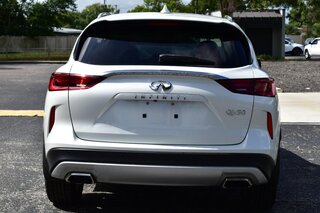 2023 Infiniti QX50 LUXE FWD — photo 4