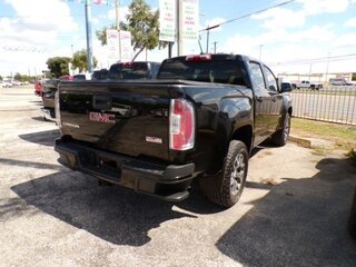 2015 GMC Canyon SLE — photo 2