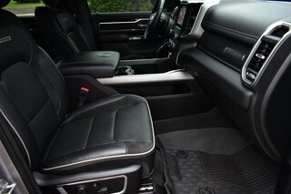 2022 Ram 1500 Laramie 4x4 Crew Cab 6'4" Box — photo 14
