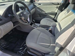 2015 Hyundai Accent GLS — photo 6