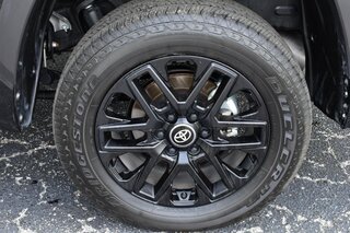 2026 Toyota Tundra Limited Hybrid CrewMax 5.5' Bed (Natl) — photo 7