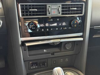 2024 Nissan Armada SL — photo 19