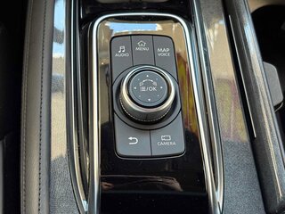 2024 Nissan Armada SL — photo 17