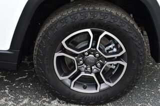 2023 Jeep Grand Cherokee Trailhawk 4x4 — photo 9