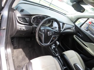 2020 Buick Encore FWD 4dr Preferred — photo 11