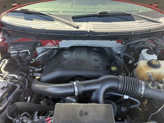 2012 Ford F150 4WD SuperCrew 145" XL — photo 22