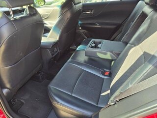 2021 Toyota Venza Limited — photo 11