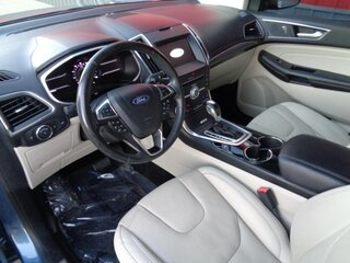 2018 Ford Edge Titanium — photo 2
