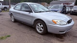 2005 Ford Taurus SE — photo 2