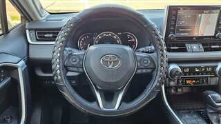 2019 Toyota Rav4 Limited — photo 23