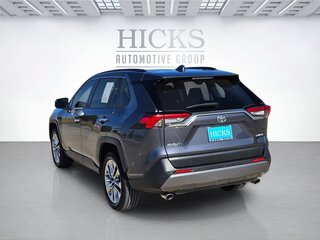 2019 Toyota Rav4 Limited — photo 7