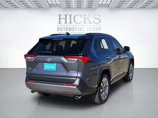 2019 Toyota Rav4 Limited — photo 5