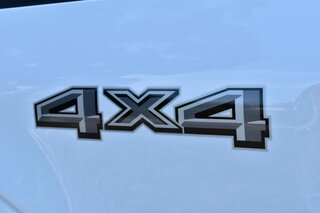 2025 Ford F-150 XLT 4WD SuperCrew 5.5' Box — photo 10