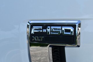 2025 Ford F-150 XLT 4WD SuperCrew 5.5' Box — photo 8