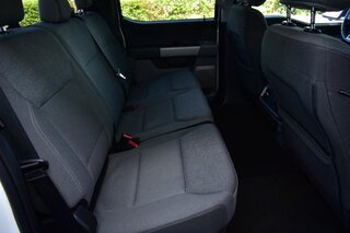 2025 Ford F-150 XLT 4WD SuperCrew 5.5' Box — photo 13