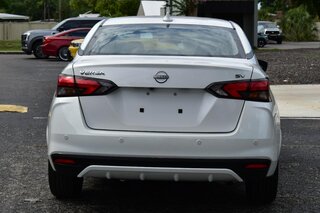 2024 Nissan Versa SV CVT — photo 4